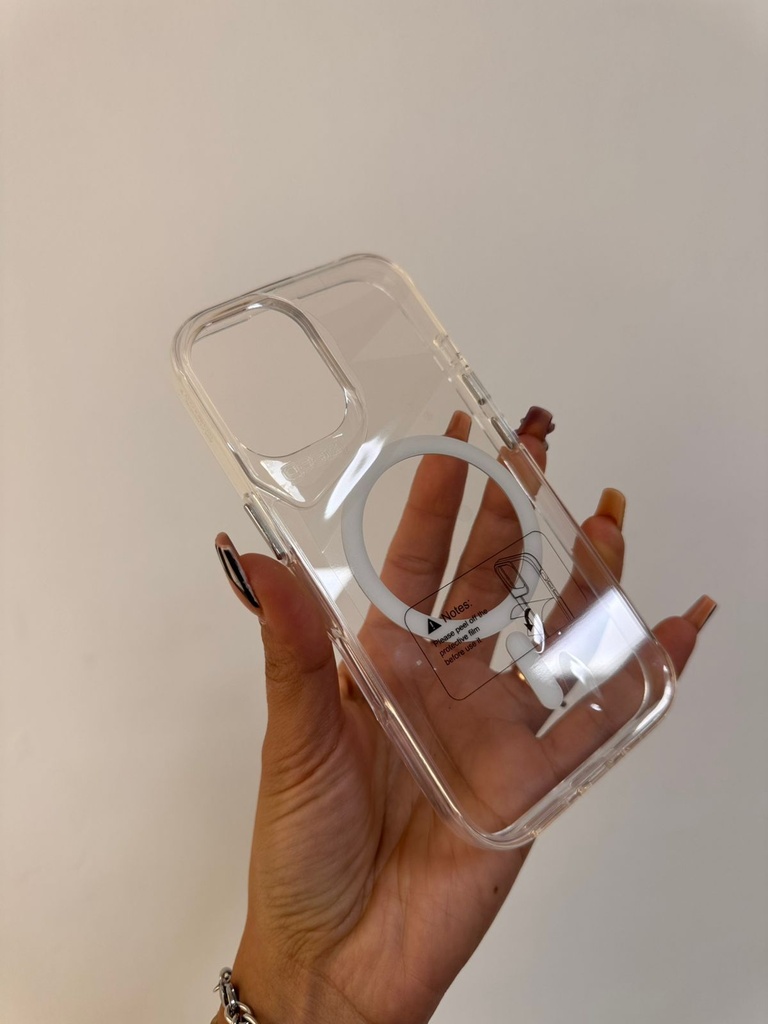 Estuche TPU Gear4 MagSafe IPhone 16  Clear